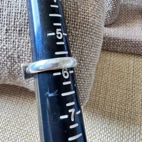 925 & Amber Baltic Cross Ring Size 5 3/4 - Picture 9 of 9